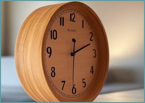 무아스 플랫우드 벽시계